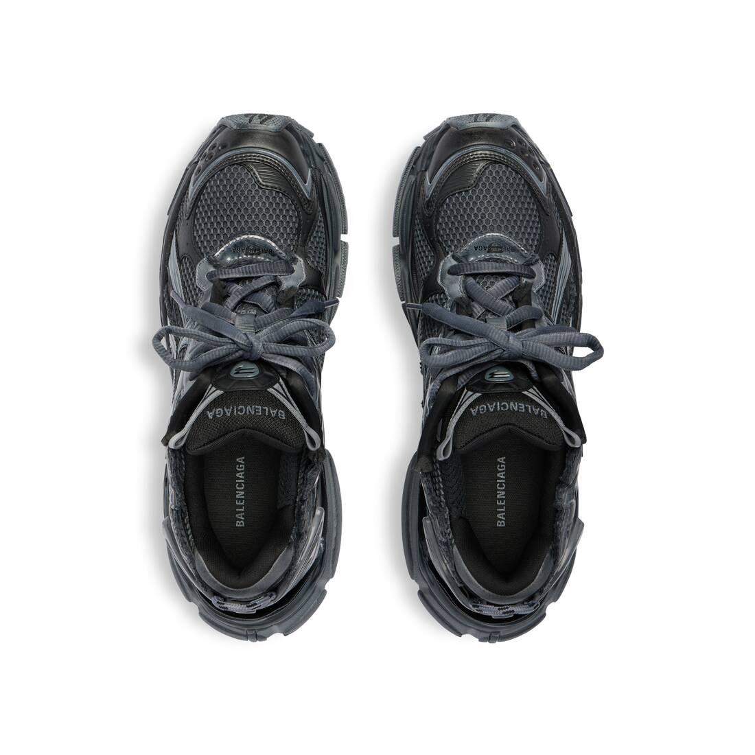 Men’s Runner Sneaker in Dark Grey - Image 6